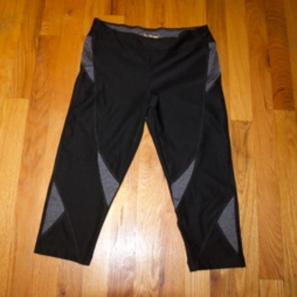 90 Degree By Reflex Pants - 90 Degree by Reflex Cropped Leggings